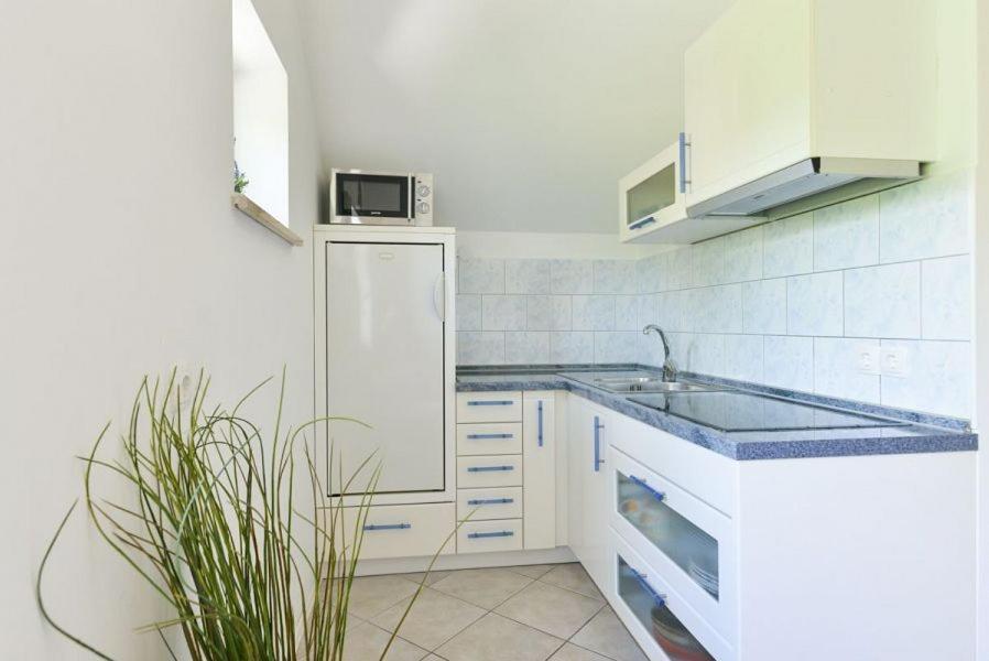 Apartma Jezerci Lägenhet Bled Rum bild